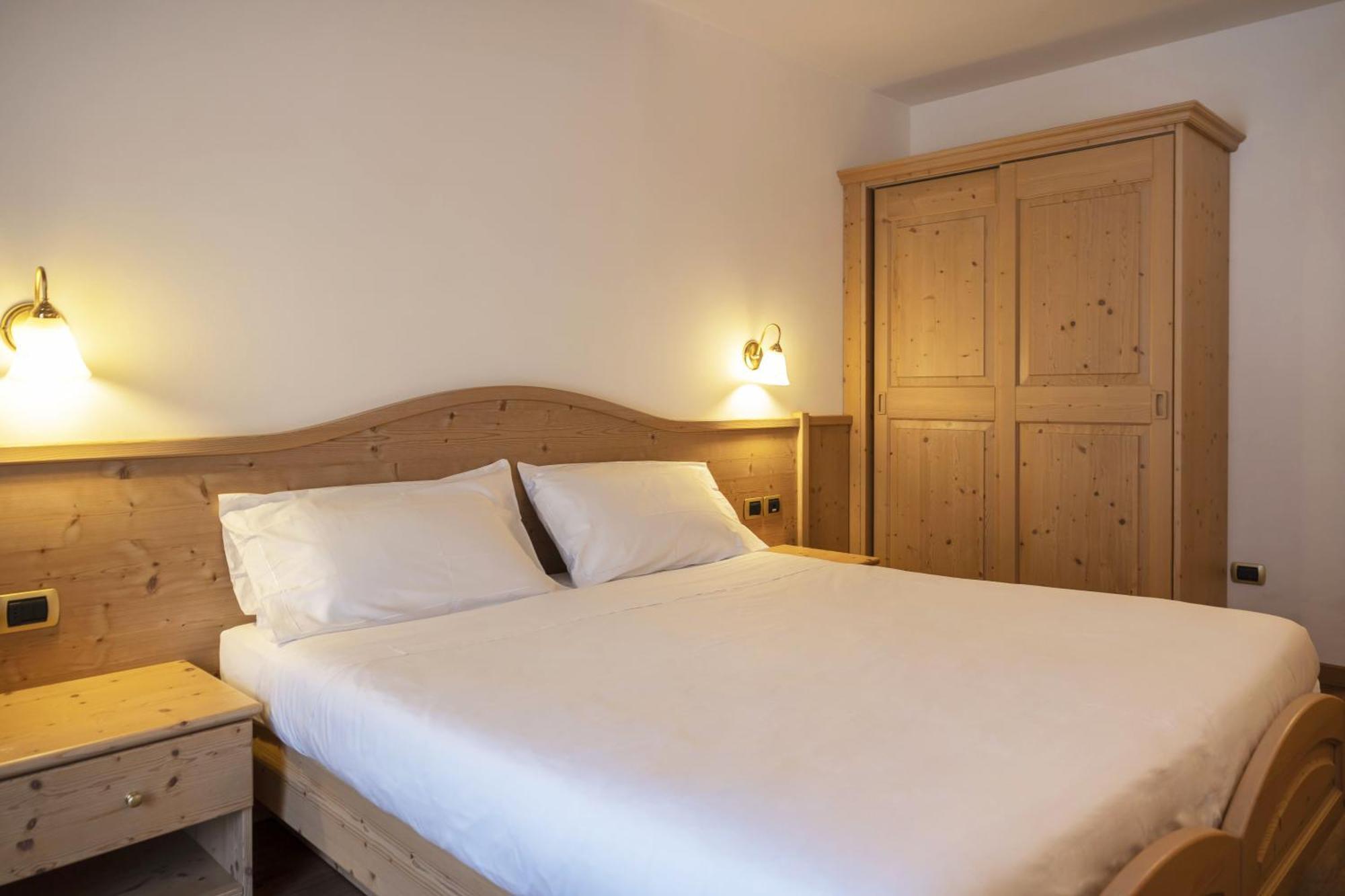 Beverly Alps Hotel & Spa Pinzolo Pokoj fotografie